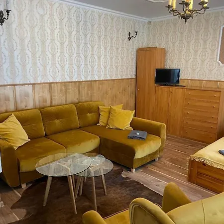 Bed and breakfast Dworek Galosa *