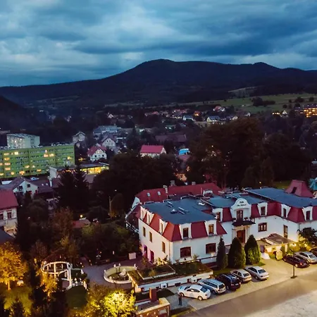 Dworek Galosa Bed and breakfast