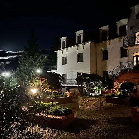 Bed and breakfast Dworek Galosa Stronie Śląskie