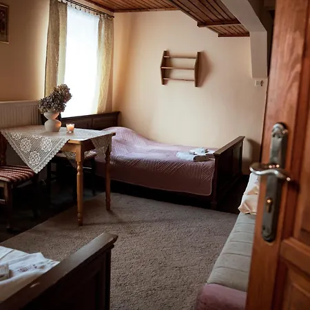Dworek Galosa Bed and Breakfast