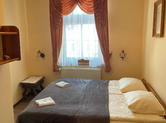 Dworek Galosa Отель типа 