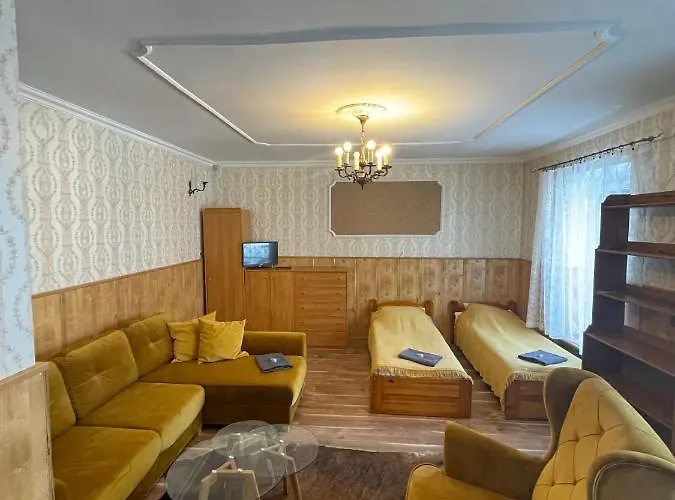 Dworek Galosa 住宿加早餐酒店