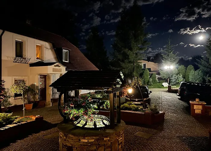 Dworek Galosa 住宿加早餐酒店