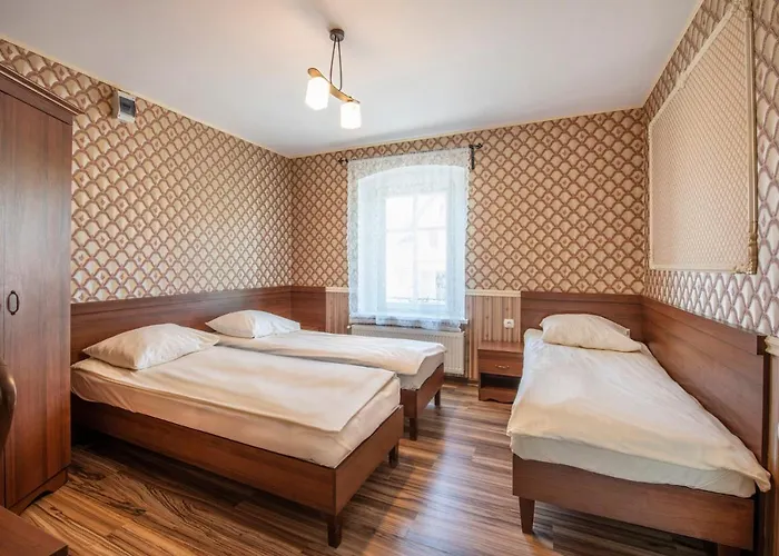 Dworek Galosa * Строне-Слёнске